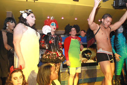 #168 of 425 : 2010-11-04_1475_62192.jpg